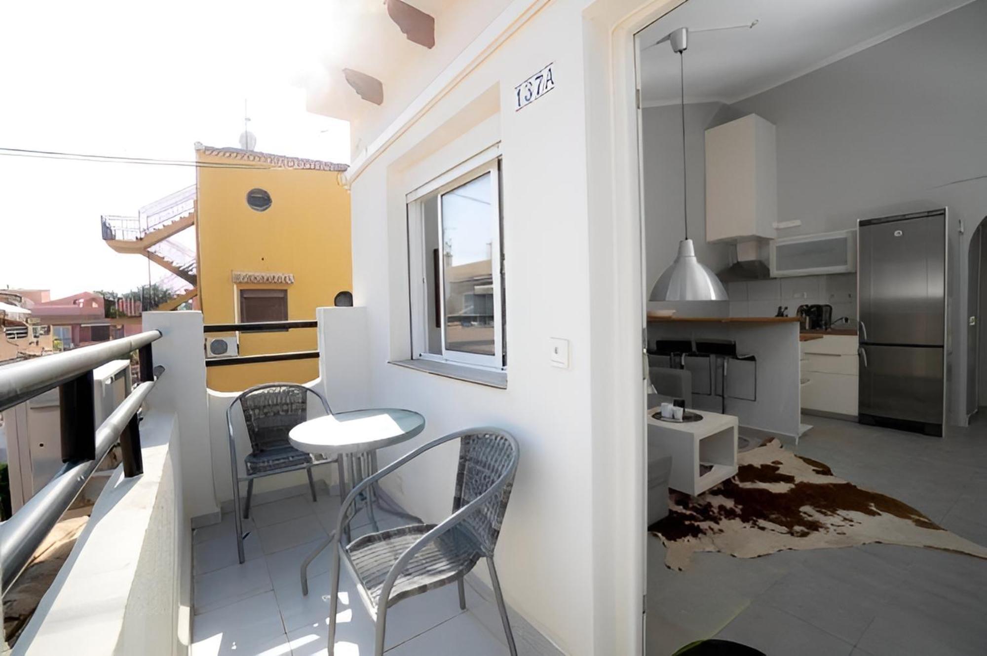 Appartement Sunny Bungalow Near The Sea And Petanque Field à Torrevieja Extérieur photo